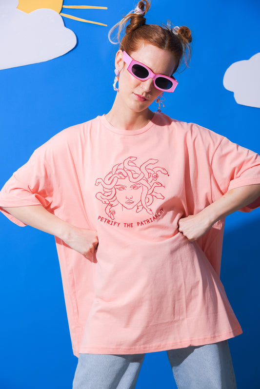 Petrify The Patriarchy - T-Shirt (Peach)