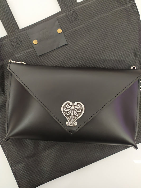 Heart bag (Black/Nickel)