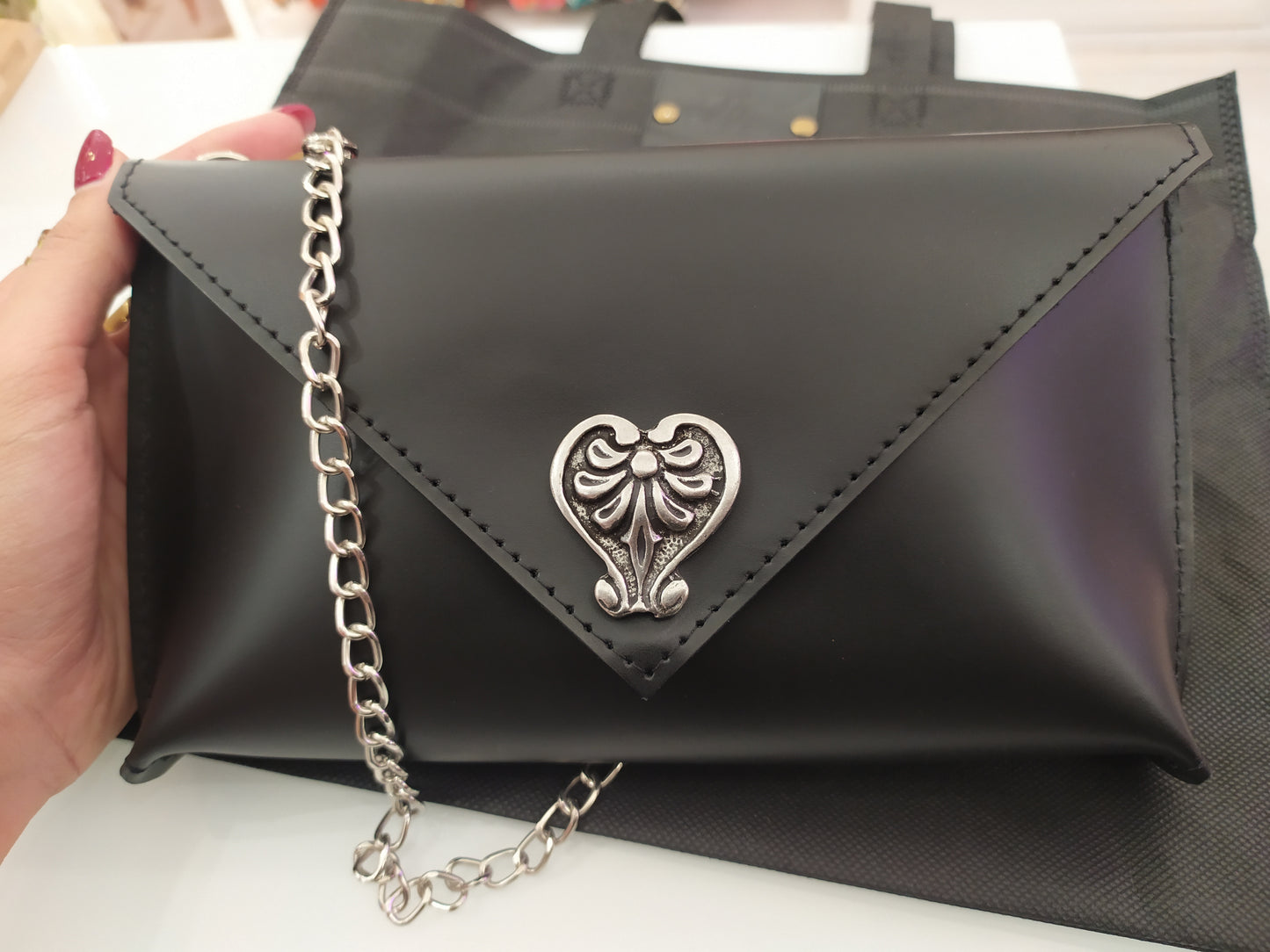 Heart bag (Black/Nickel)