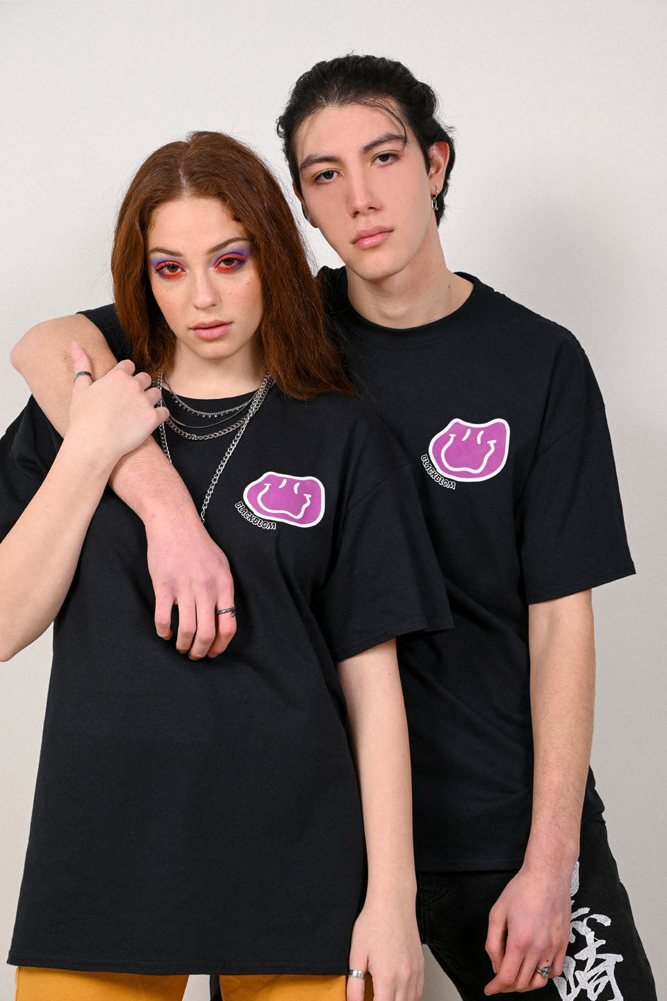 Unisex T-shirt “Μαύρο Smile”